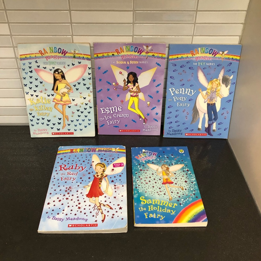 5 Rainbow Magic fairy books